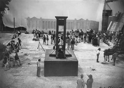 10 Guillotine Ideas Public Execution History Capital Punishment