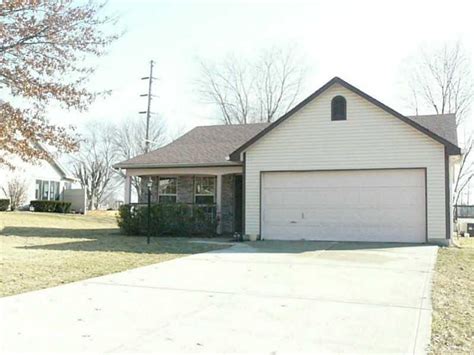 1029 Pin Oak Dr Mooresville In 46158 Redfin