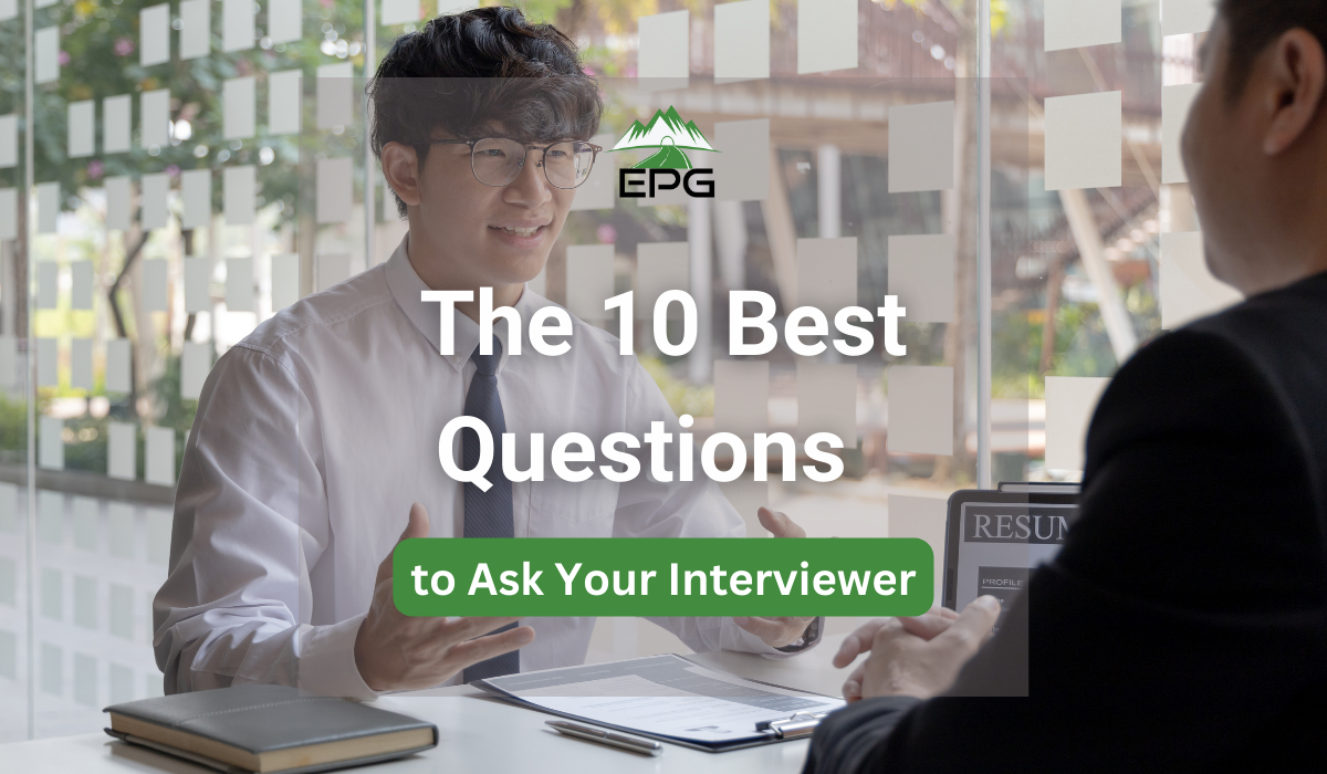 17 Best Questions To Ask Your Interviewer With Video Examples