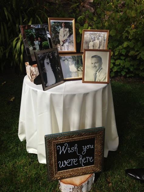 20 Great Ways To Honor Deceased Parent At Wedding Memory Table