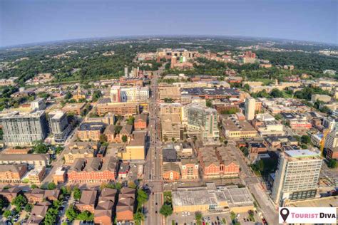21 Fun Things To Do In Iowa City Iowa