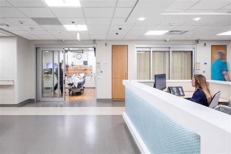 Abbott Northwestern Hospital Emergency Room Bestroom One