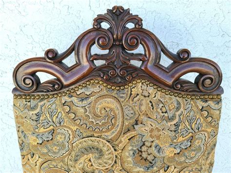 Antique Italian Renaissance Revival Style Carved Walnut Throne Chair