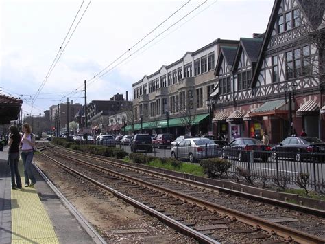 Brookline Ma The T Stop At Coolidge Corner Beacon Street Harvard