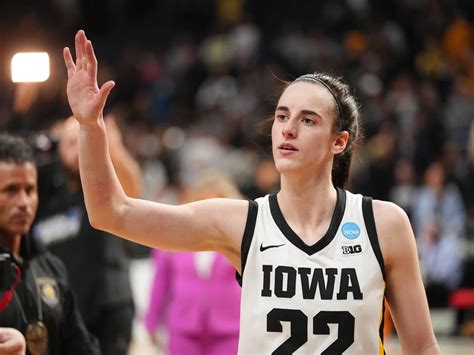 Caitlin Clark Posts Goodbye To Her Iowa Uniform And Says She Doesn T