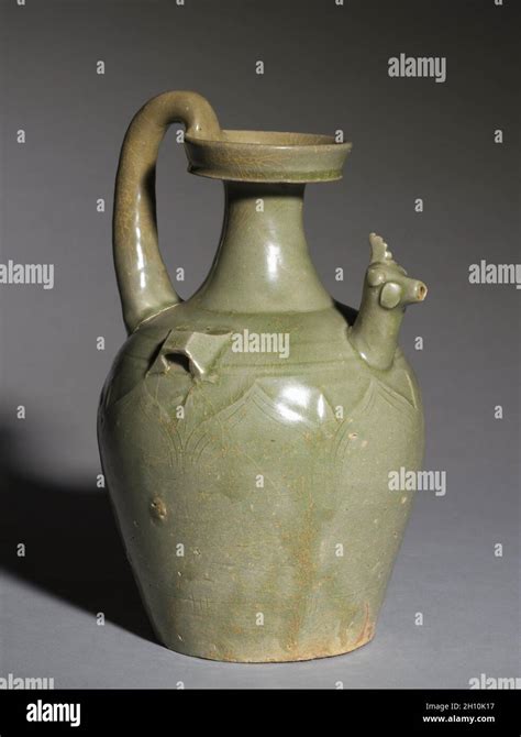 Chicken Headed Ewer Ad 220 589 China Zhejiang Province Southern