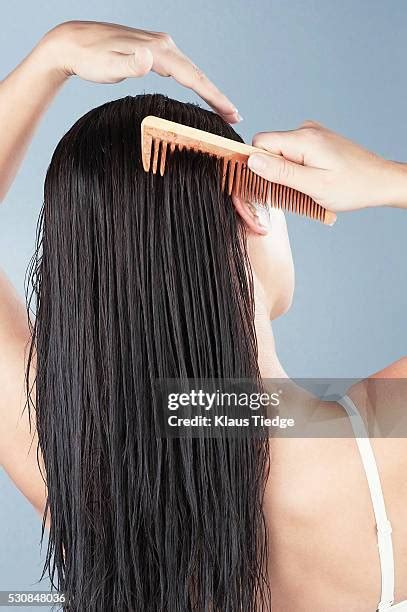 Comb In Spanish Photos And Premium High Res Pictures Getty Images