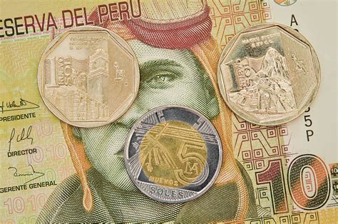 Peru Currency Guide