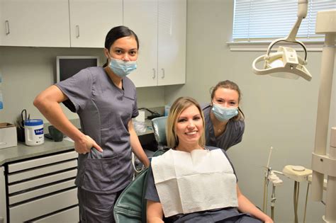 Dental Assistant School Training