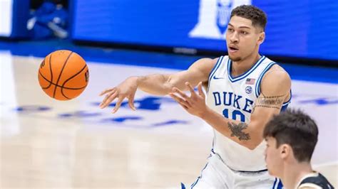 Duke Men S Basketball 2024 25 Player Review Mason Gillis The Chronicle