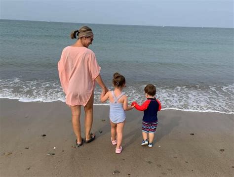 Duxbury Mother Lindsay Clancy Now A Paraplegic Under 24 7 Monitoring