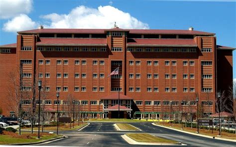 Fayetteville Va Celebrates Milestone Surgery At Womack Army Medical