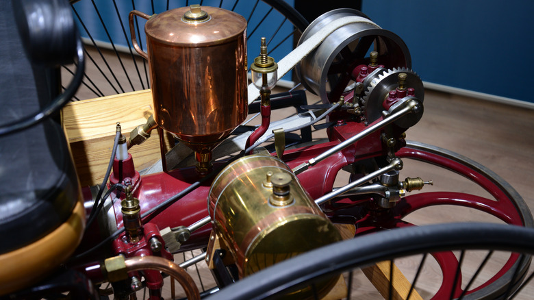 First Car Ever Made With Engine