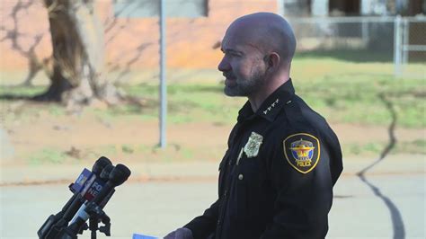 Fort Worth Police Chief Talks Officer Involved Shooting Kens5 Com