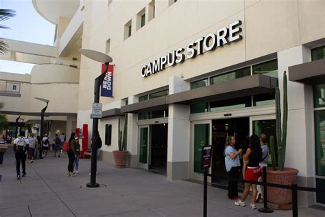 Goodbye Bookstore Hello Campus Store The Daily Wildcat