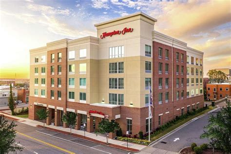 Hampton Inn Wilmington Downtown 84 1 1 6 Prices Hotel Reviews