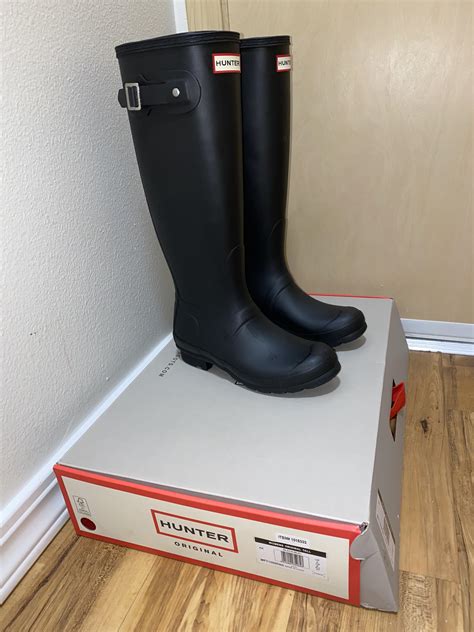 Hunter Boots Amp Rain Boots The Shoe Co