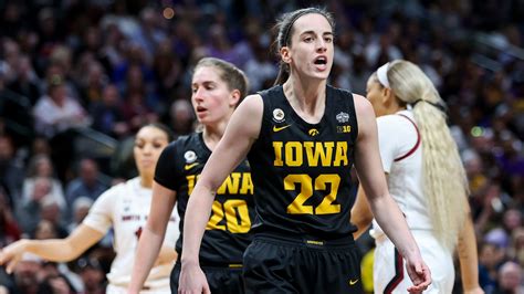 Iowa Hawkeyes Women S Basketball Dominating The Court