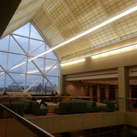 Iupui University Library Ul Downtown Indianapolis 755 W Michigan St