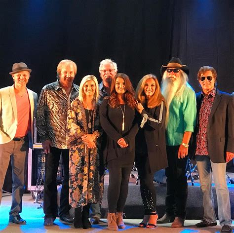 Janet V Loehr Biography