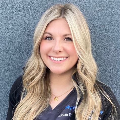 Jordan Trainor Dc Chiropractor In Fort Worth Tx 76036 Findatopdoc Com