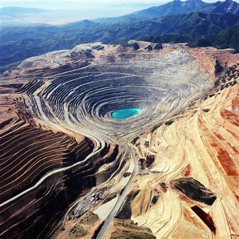 Kennecott Copper Mine Tour Divine Limousine