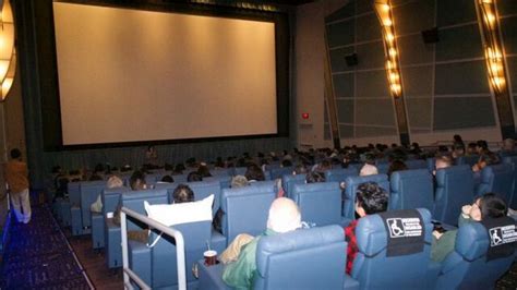 Landmark Kendall Square Cinema In Cambridge Ma Cinema Treasures