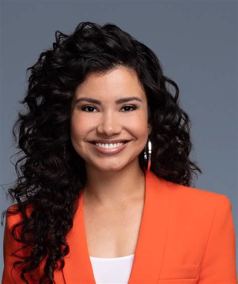 Laura Barrón López Wikipedia Bio