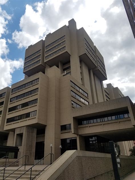 Malcolm Moos Health Sciences Tower