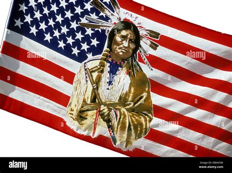 5 Native American Flags