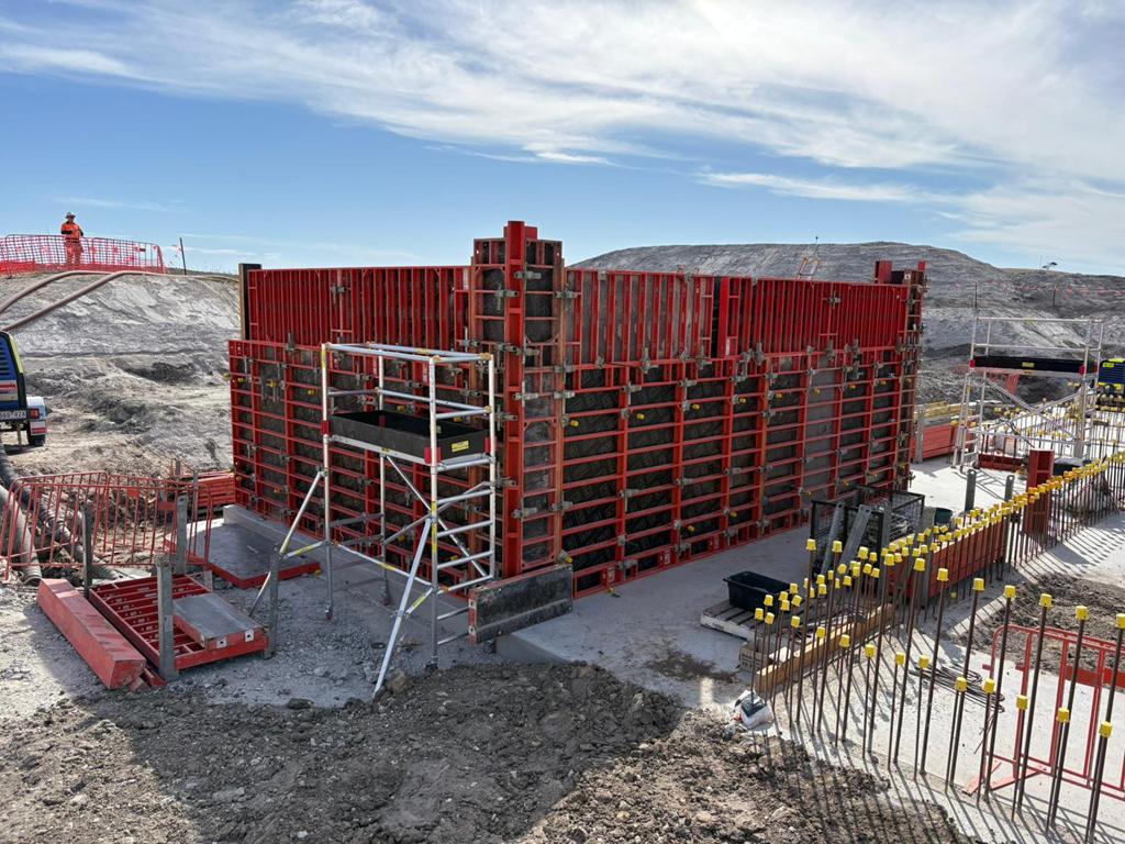 New York 2025 Population Angelina Hawdon A