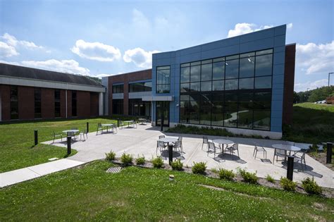 Pitt Greensburg To Unveil New Life Sciences Building Greensburg