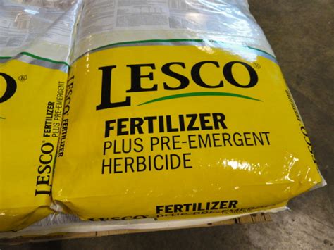 Pre Emergent Fertilizer