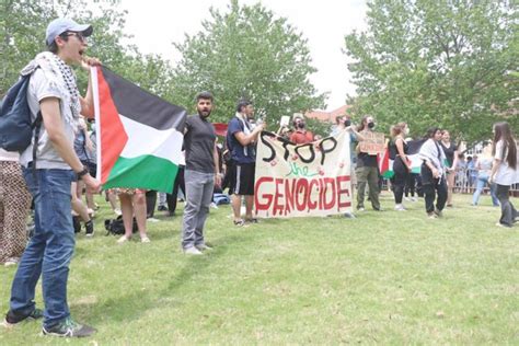 Pro Palestine Protest Erupts In Food Fight At Um Free News Leader