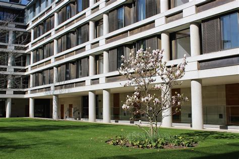 Queens College Cambridge University Residence Best Price Guarantee