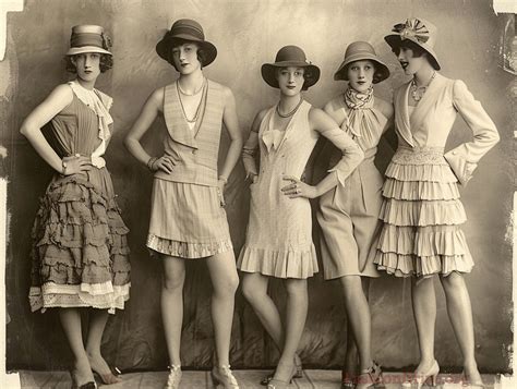Roaring 1920s Fashion Trends