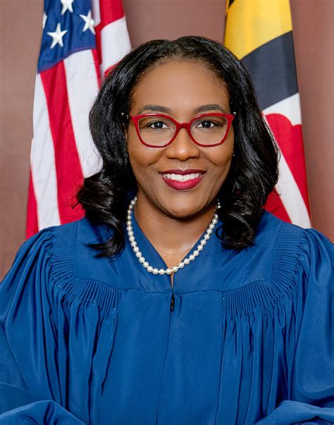 5 Stenise Lanez Rolle Tips