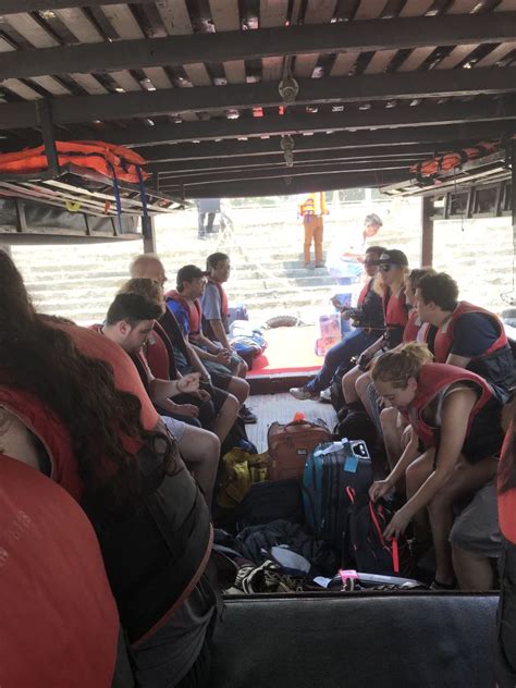 Students Explore Vietnam With Global Connections Program Emory