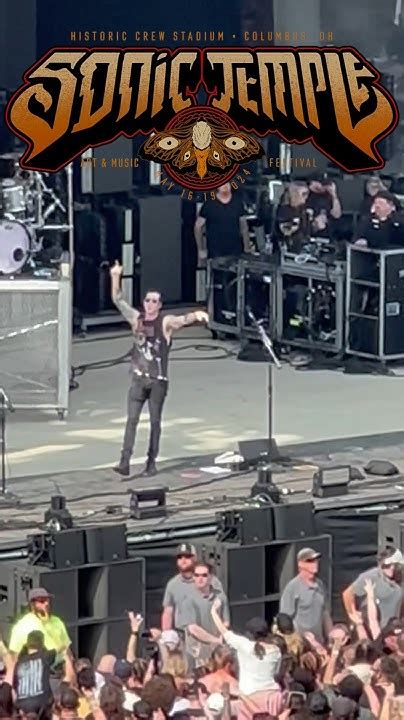 Theory Of A Deadman Rx Medicate Live At Sonic Temple Festival