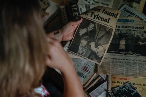 Tylenol Murders A Nationwide Panic A Family Tragedy