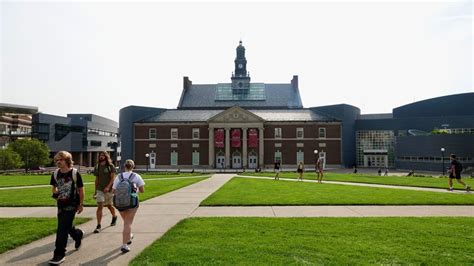University Of Cincinnati Offering In State Tuition To Kentucky Whas11 Com