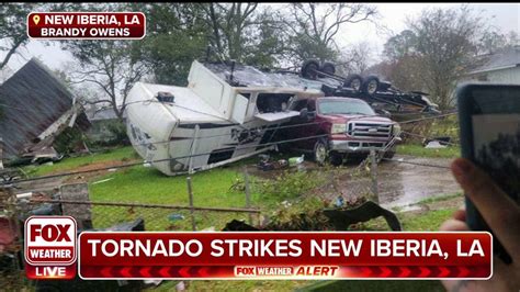 Violent Tornado Damages Hospital Homes In New Iberia Louisiana Fox